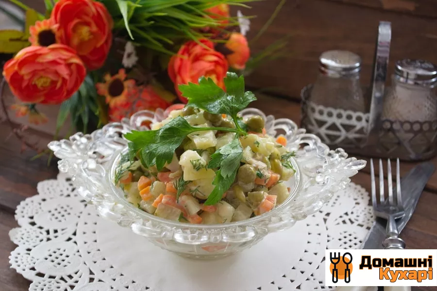 Картопляний салат з кальмарами і огірками - фото крок 7