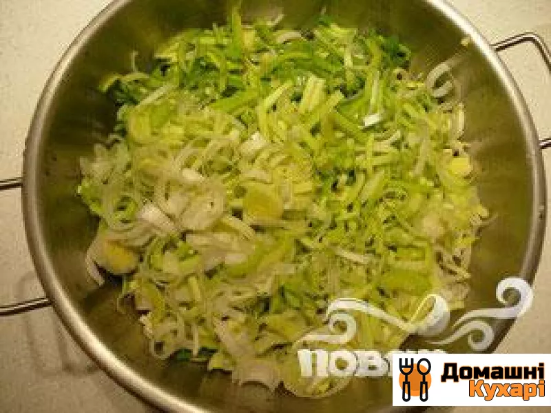 Картопляний суп з цибулею-порей - фото крок 4