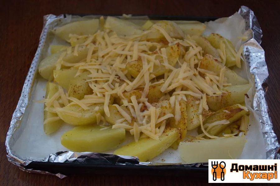 Картопля під сиром в духовці - фото крок 5