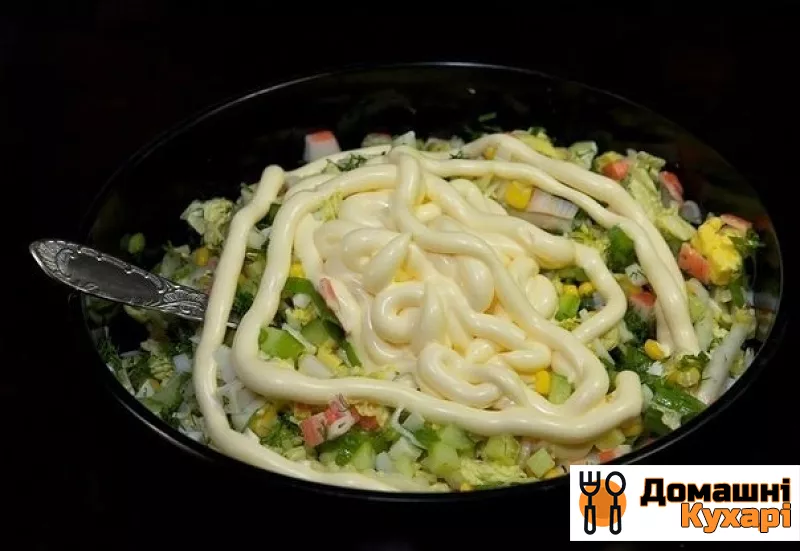 Крабовий салат з пекінською капустою - фото крок 7