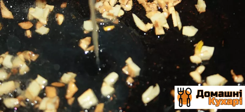 Креветки в вершково-часниковому соусі з рисом - фото крок 3