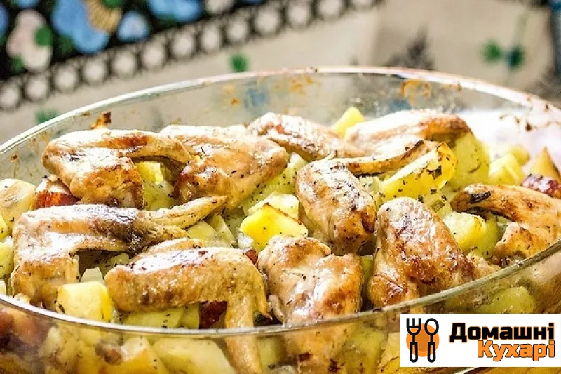 Крила курячі з картоплею в духовці - фото крок 5