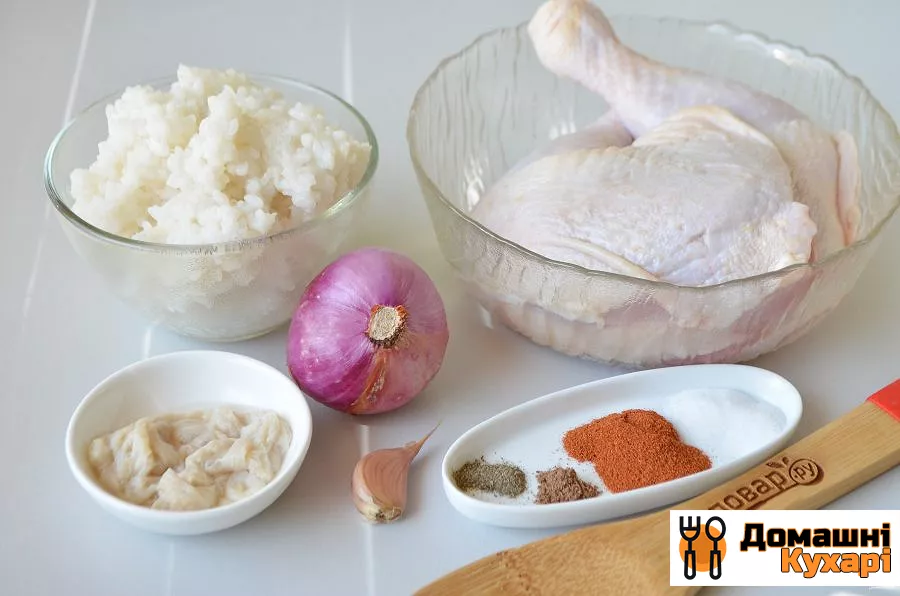 Куряча ковбаса з рисом і паприкою - фото крок 1